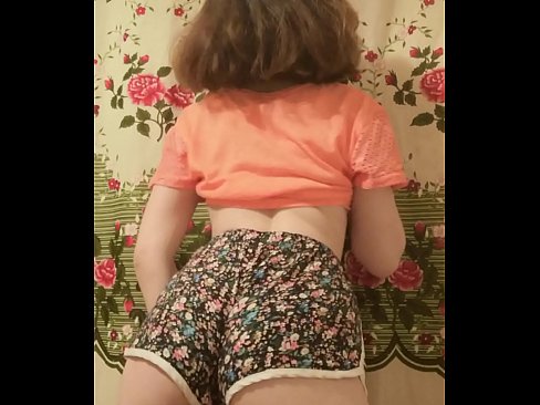 ❤️ سیکسی نوجوان بیب کیمرے پر اپنی شارٹس اتار رہی ہے۔ مقعد فحش ❌